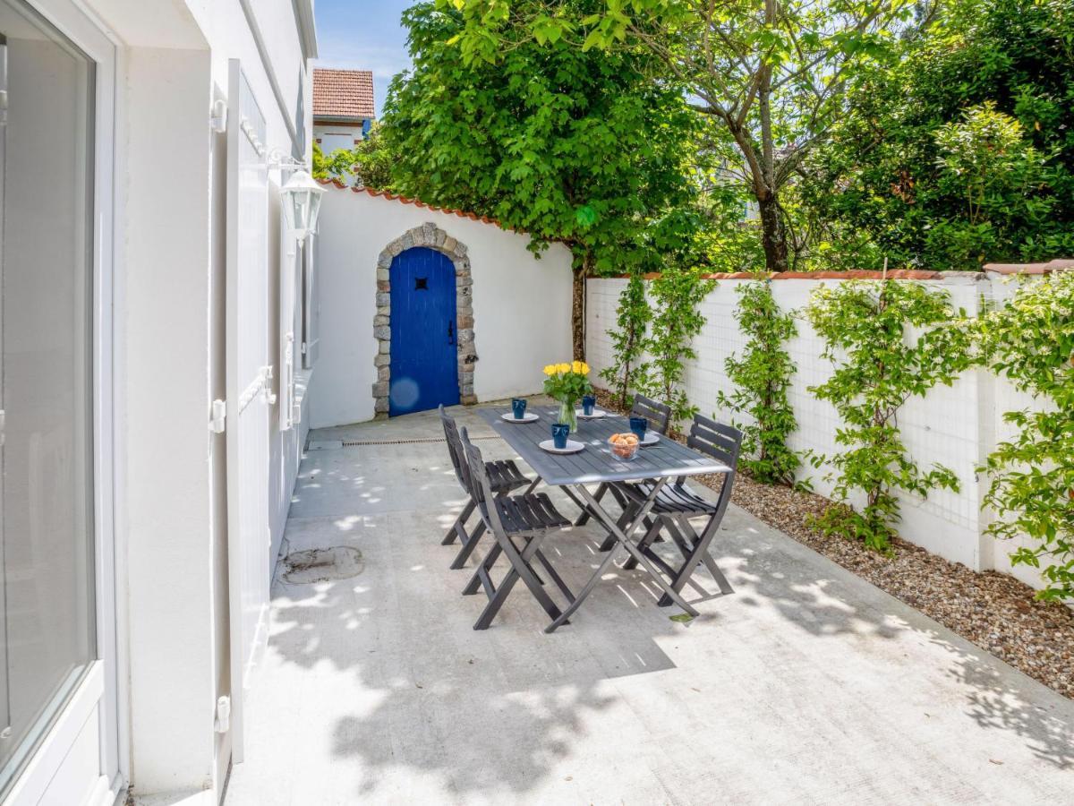 סן-פאלה-סור-מר Apartment Les Mats-3 By Interhome מראה חיצוני תמונה
